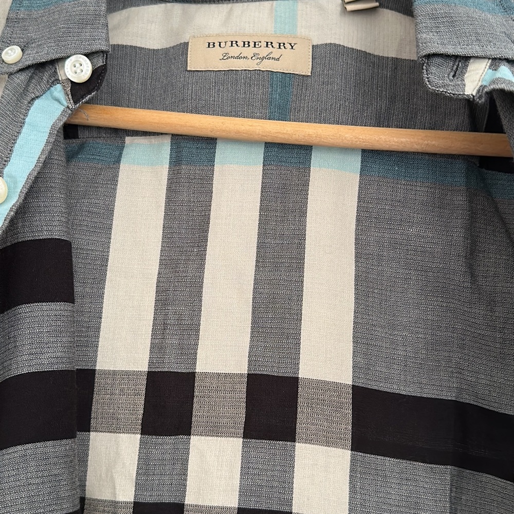Burberry like new blue and cream button down size M fits to size